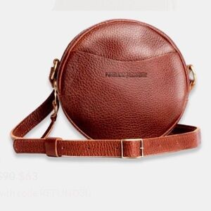 Portland Leather Crossbody Bag - Black